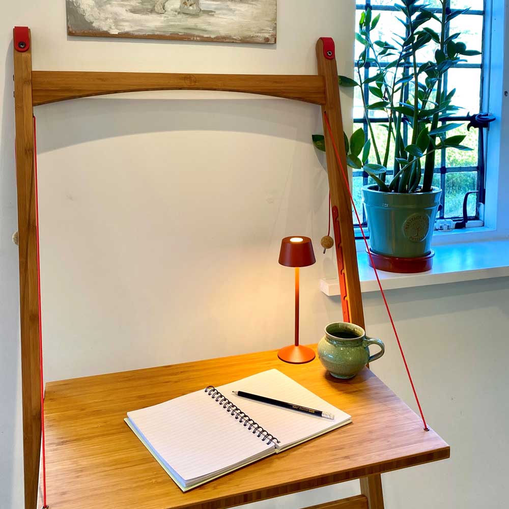 Pooky – Scoon rechargeable table lamp